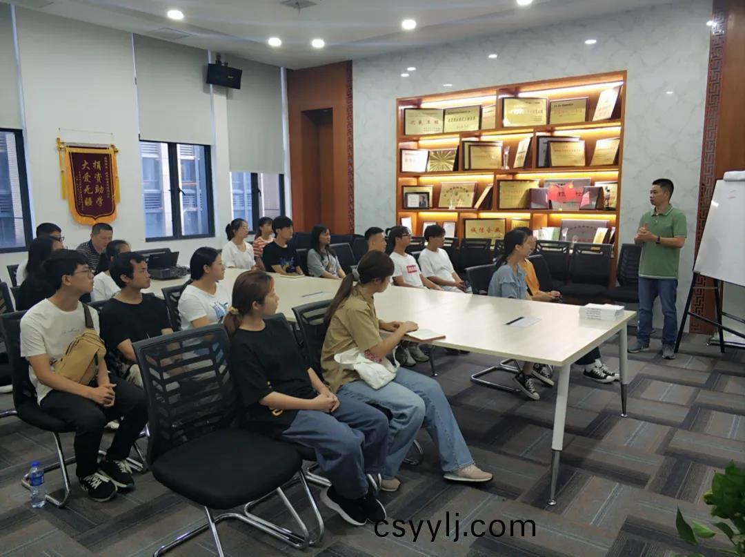 湖(hu)南(nan)省(sheng)一建園林(lin)建(jian)設(she)有限公(gong)司(si)