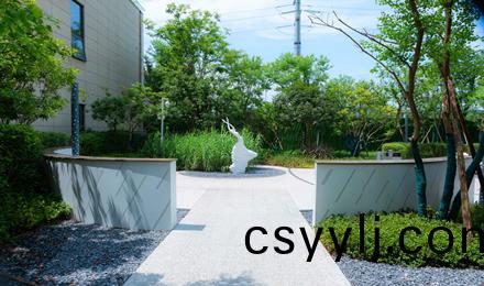 長(zhang)沙·長房雲尚(shang)公館項目展示區園(yuan)林(lin)景(jing)觀(guan)工程(cheng)