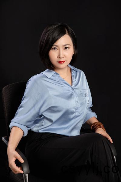 市政景(jing)觀(guan)研(yan)究(jiu)院  設計總(zong)監(jian) 陳蘭(lan)